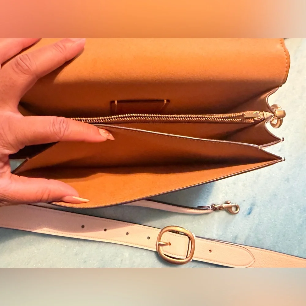 Coach Tabby 26 - Picture 3 of 9